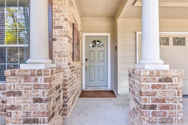 46 Flickering Sun Ct