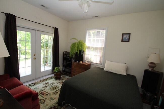 Photo - 231 Rivergate Dr Unit Cottage