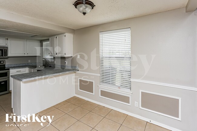 Photo - 1317 Nicole Way