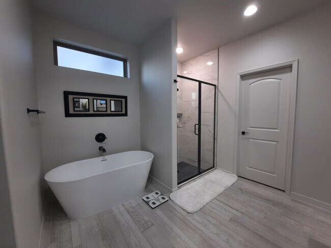 Photo - 5924 Dalhart Dr