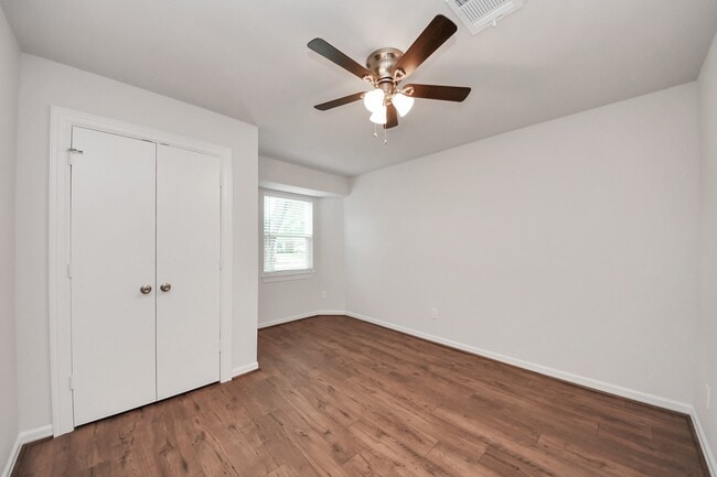 Photo - 6034 Vickijohn Dr