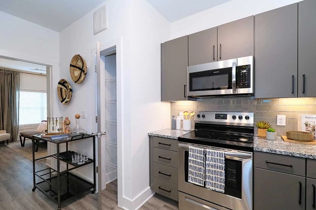 Photo - Available Now – Beautiful Apartment for Rent Unit ALMF