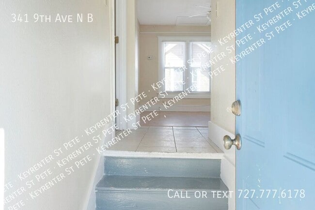 Building Photo - 341 9th Ave NE