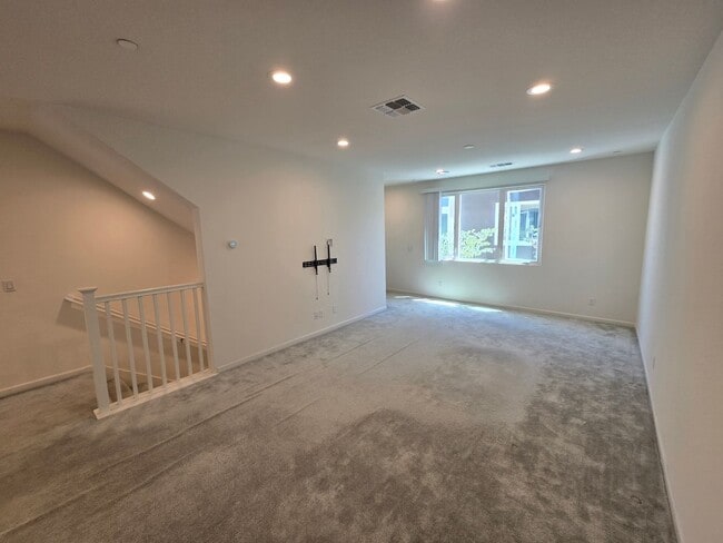 Photo - Beautiful 2 Bedroom 2 Bath Townhome in Dublin