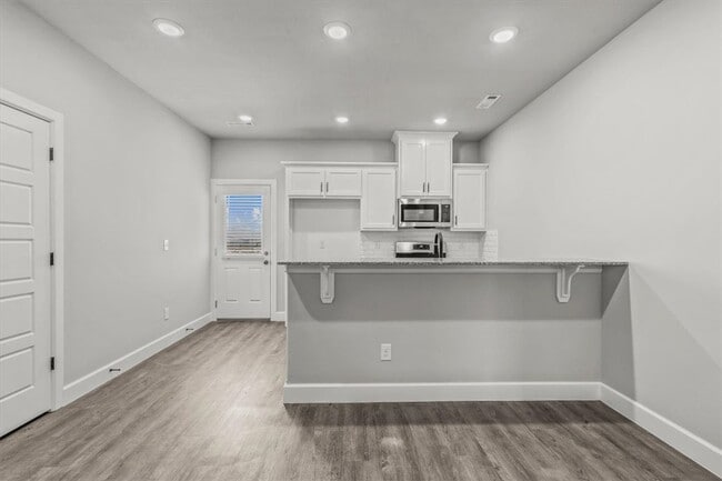 Photo - 1050 Sunshine Ct