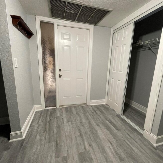 Photo - 3427 NW 47th Ave