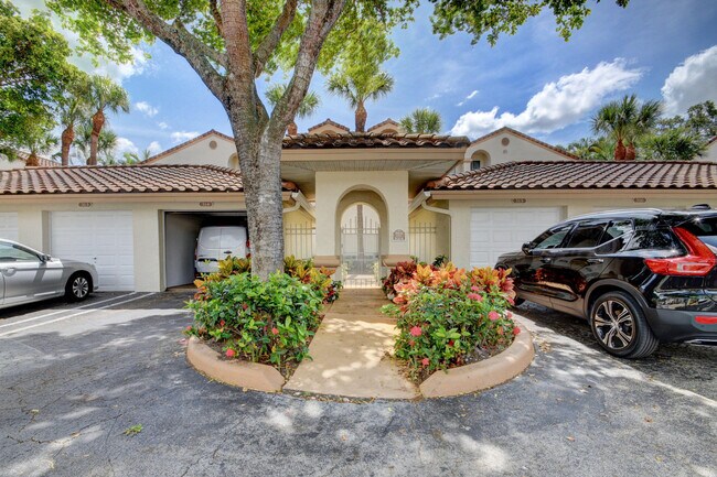 9204 Glenmoor Dr