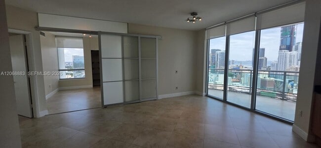 Photo - 350 S Miami Ave Unidad 3215