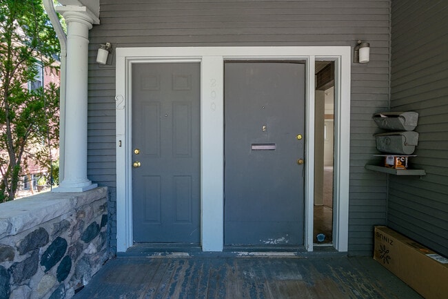 Photo - 200 N Ingalls St