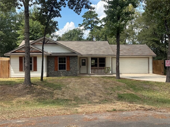 Building Photo - 10595 Royal Andrews Dr