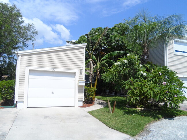 Building Photo - 82 Emerald Ct Rental