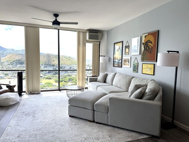 Photo - Honolulu Tower - Fully Furnished Penthouse Unit - One Bedroom Unit PHA6