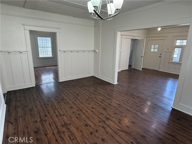 Photo - 860 W 56th