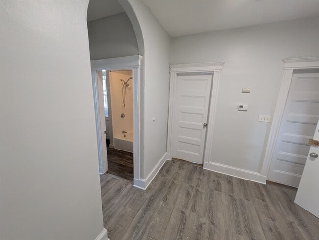 Photo - 156 Talbot Ave Unit 2