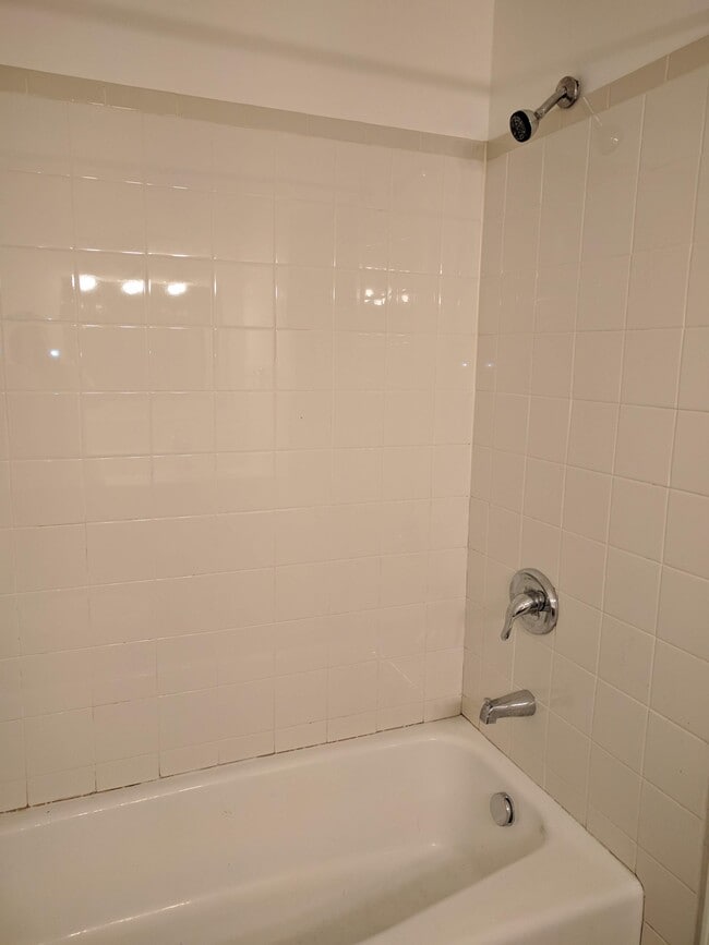Photo - 235-7 Gold St Unit 2