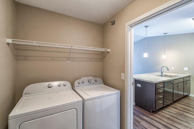 Stonecrest Apartments