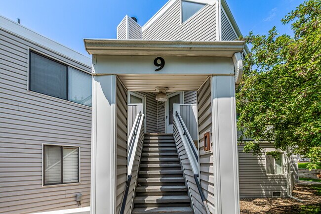 "Cozy 1-Bedroom Condo Retreat in Prime Thornton Location – Perfect for Modern Living!"