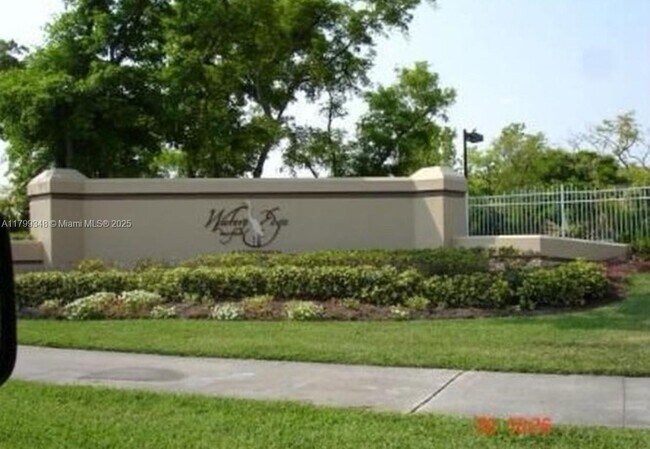 Photo - 640 Cypress Club Way Unidad E12 Rental