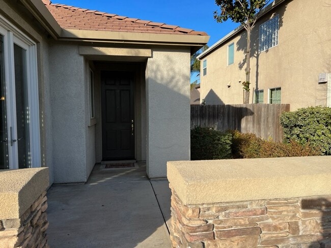 Photo - Well-appointed single-story home located walking distance to Manteca's Woodward Park!
