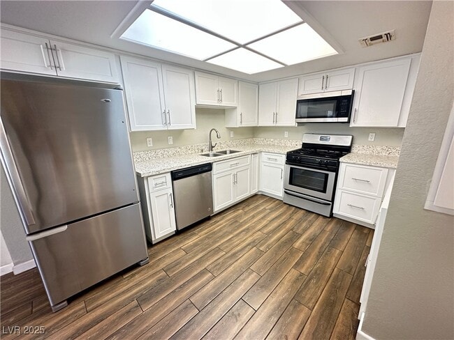 Photo - 3947 Delos Dr