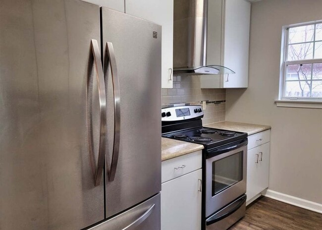 Photo - 4464 Westover Dr