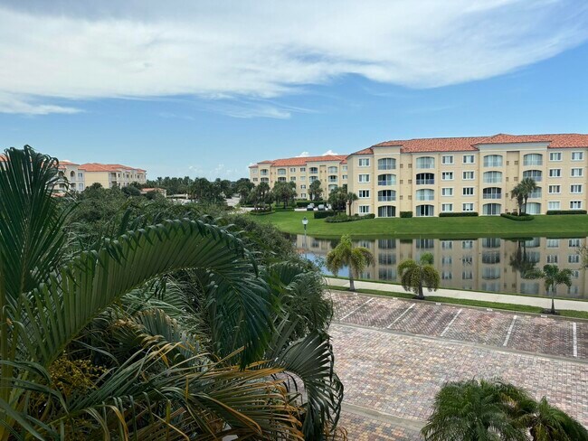 Photo - 7 Harbour Isle Dr E Condo Unit 304