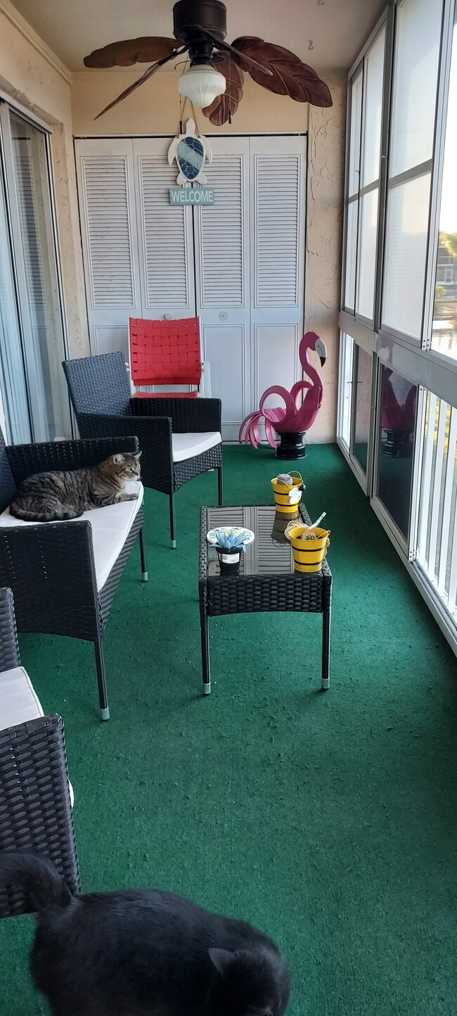 Building Photo - 2135 N Courtenay Pky Unit A205