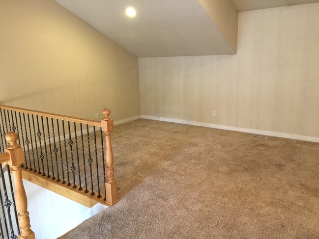 Photo - 1035 N 130 W