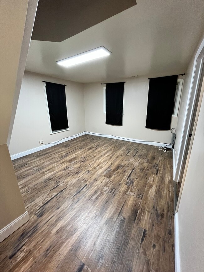 Photo - 1809 Van Vranken Ave Unit Front