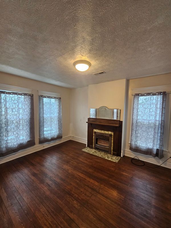 540 6th Ave Unit #2