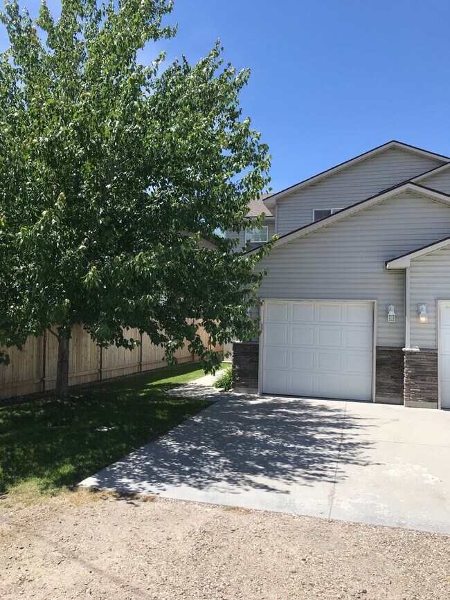 Photo - 2131 S Amy Ave