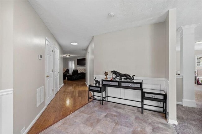 Photo - 6115 Riveroak Terrace