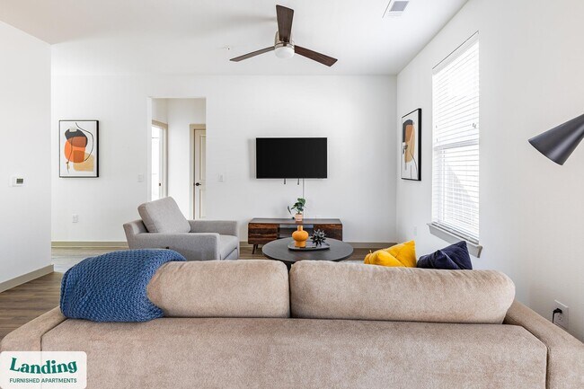 Photo - 1000 Henderson St Apartamento Unidad 239.1407742