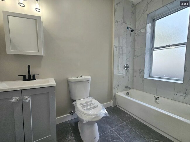 Photo - 190 N Park St Unidad 3A