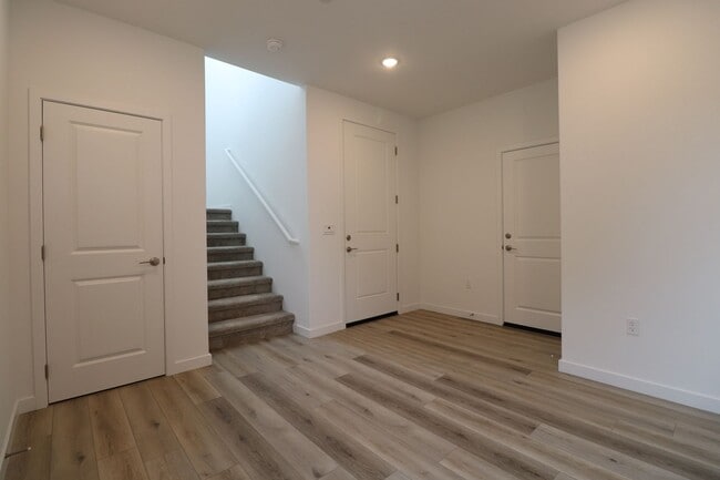 Photo - 1713 River Vis Unit Main