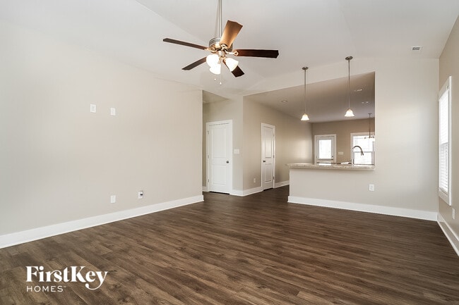 Photo - 4727 Holders Rd