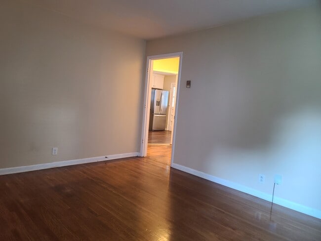 Photo - 2907 W Linden Ave Unit B