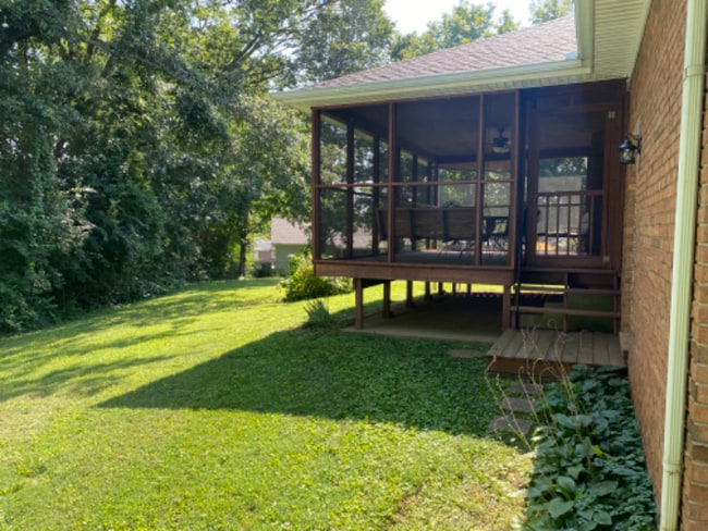 Photo - 850 Ronald Ct