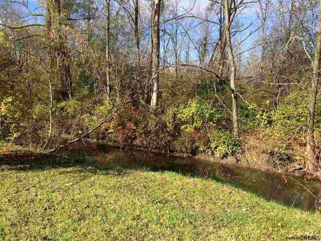 Photo - 496 Old Niskayuna Rd