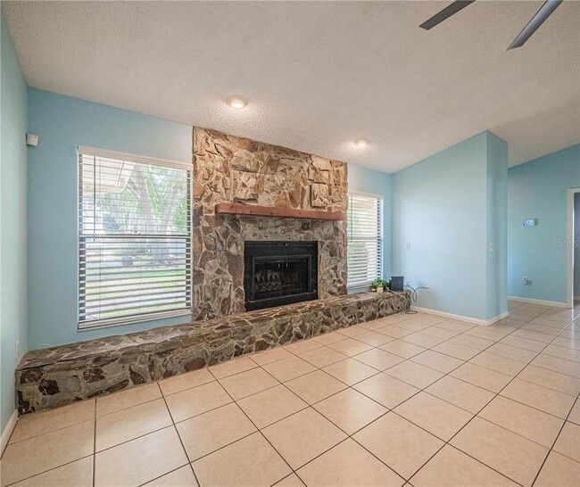 Photo - 4232 Stonehenge Rd