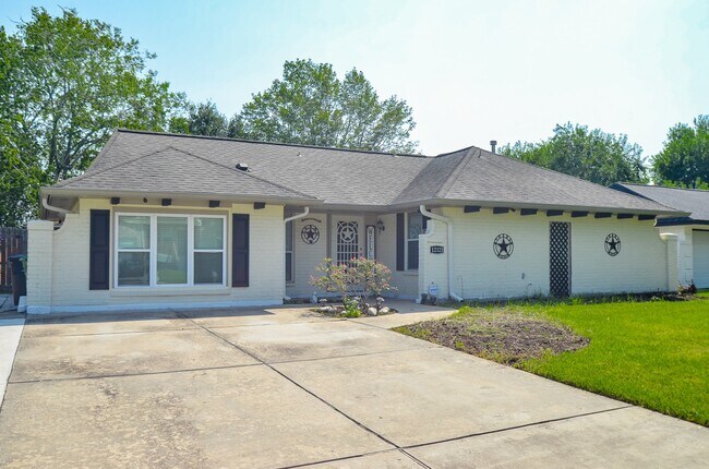 Photo - 12123 Ryewater Dr