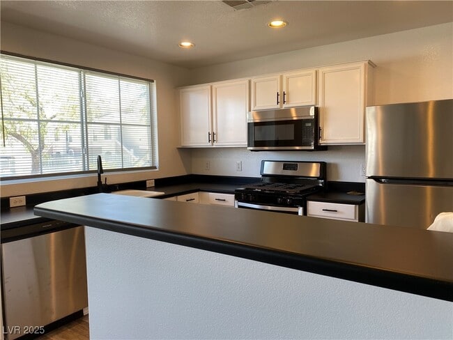 Photo - 9330 W Maule Ave Unidad 141