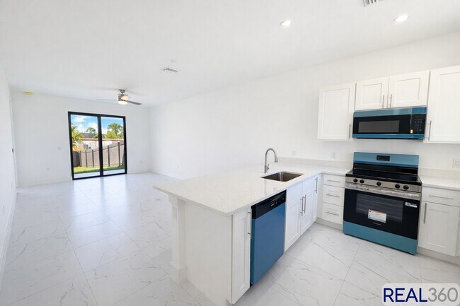 Photo - 4806-4808 Golfview Blvd Unit 4808