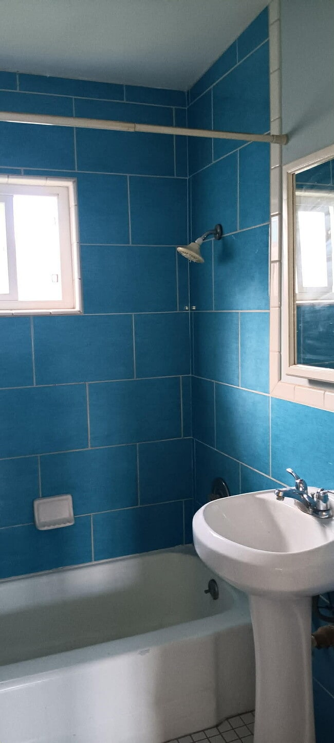 Photo - 194 Date Ave Unit 194