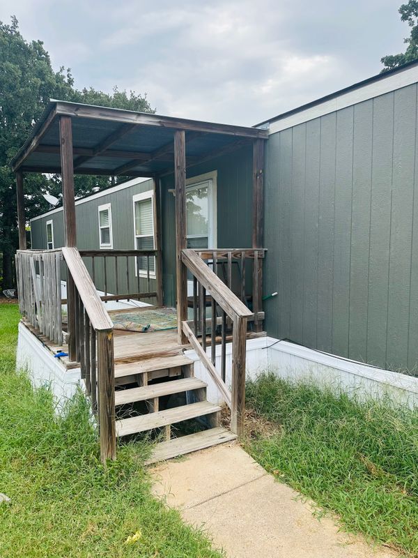 Building Photo - 139 Neches Dr Rental