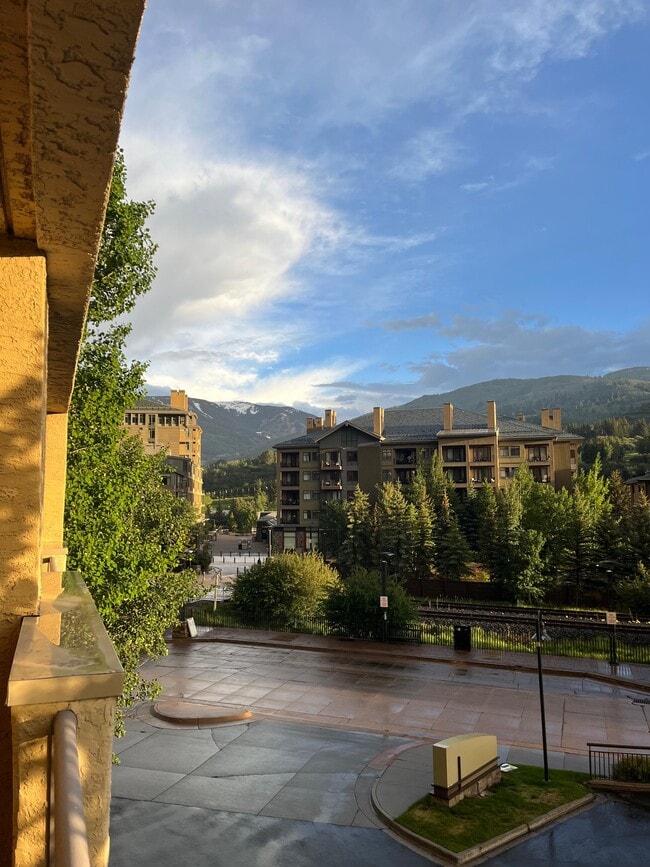 Photo - 137 Benchmark Rd Unit 227