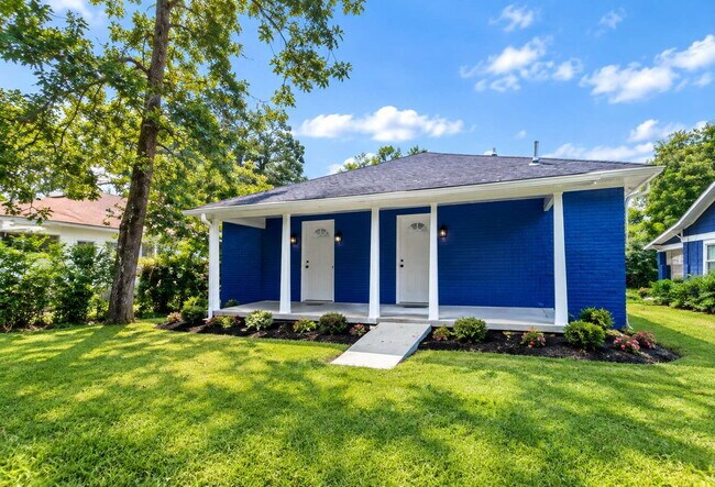 3411 Bowen Ave