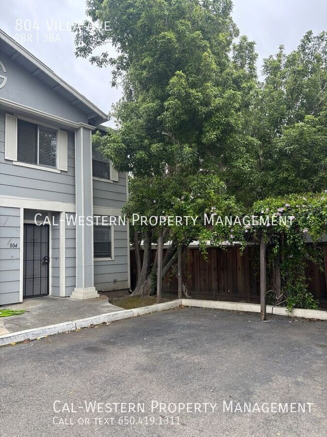 Building Photo - 804 Villa Ave