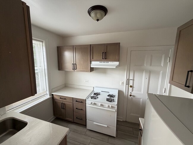 Photo - 4604 Grove St Unit N1