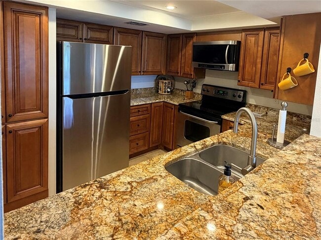 Photo - 5020 Bayshore Blvd Unit 303